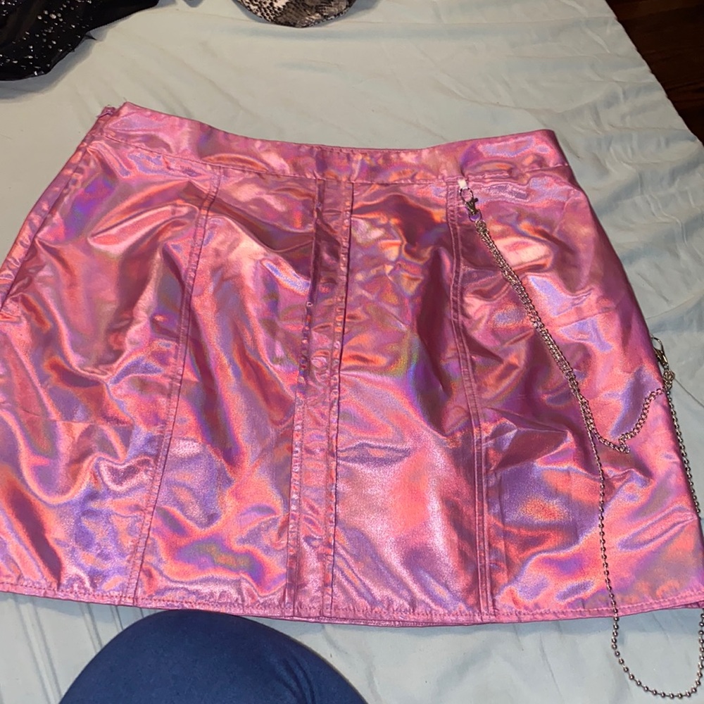 NWOT holographic skirt 🎀